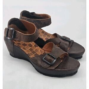 Think! Wrapped Heel Wedge Snake Print Brown Leather Sandal Shoes Sz EU 39 /US 8